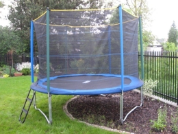 Trampolina EURO 8ft (2,44m) z siatką zabezpieczającą i drabinką